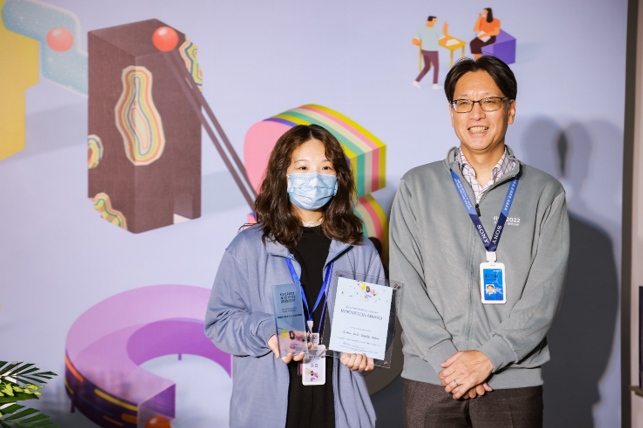 索尼(中国)副总裁布川克彦为高校学生颁发奖项