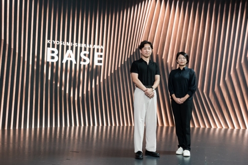 菅野尚子（右），索尼公司技术研发实验室内容技术研发本部空间影像技术开发部；大贺英资（左），索尼PCL视觉解决方案本部内容创作部