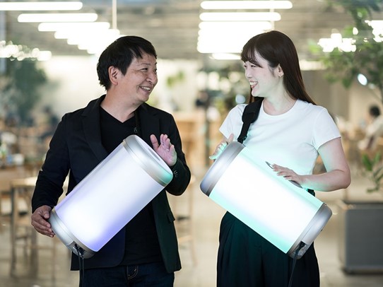 演奏“抱抱鼓”