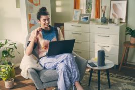 优化的麦克风设计和一键静音按钮,高效提升通话质量